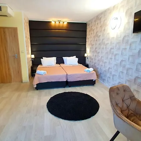 Favorit Apart-hotel 3*