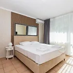 Aparthotel Favorit Sluneční pobřeží