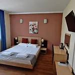 Favorit 3* Sluneční pobřeží