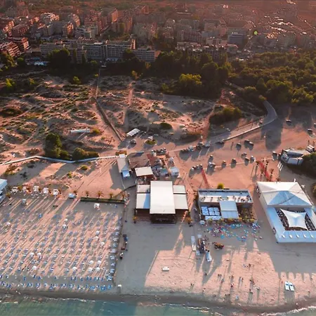 Aparthotel Favorit Sluneční pobřeží