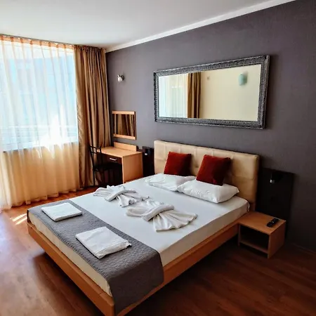 Apart-hotel Favorit Sunny Beach