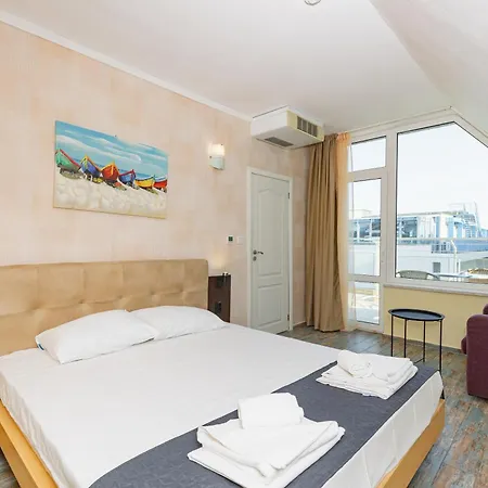 Aparthotel Favorit