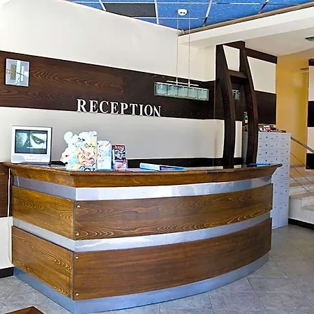 фаворит Апартхотел 3*