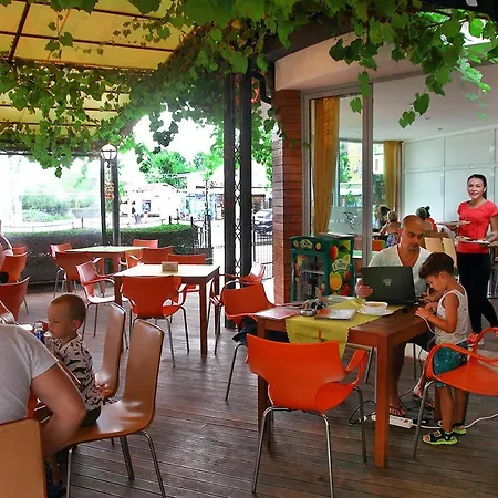 Favorit 3* 써니비치