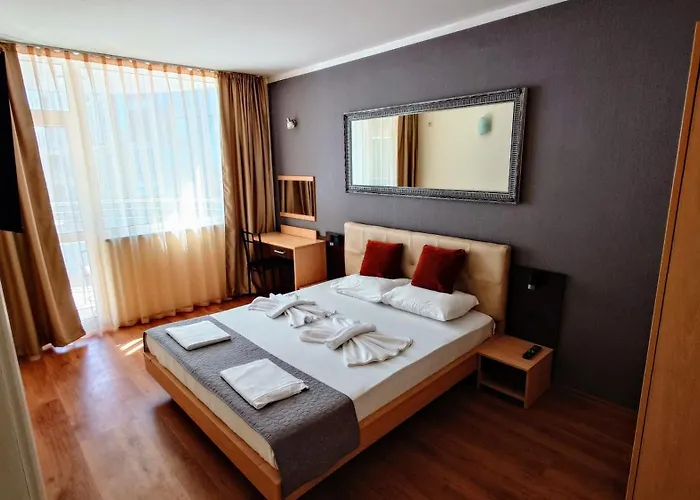 Apartmanhotel Favorit Napospart