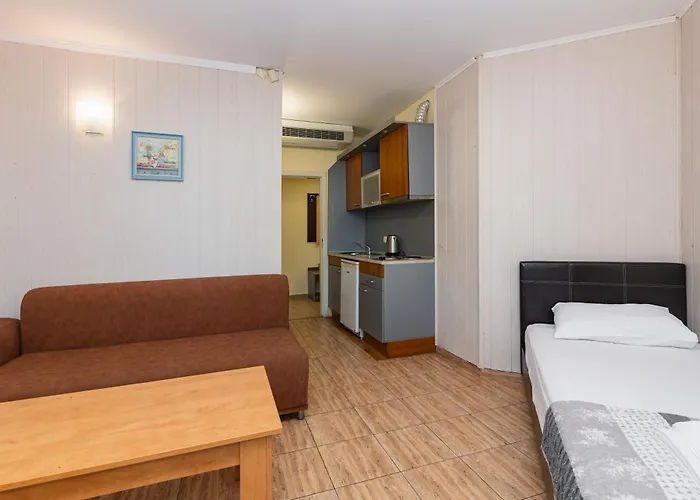 Apartmanhotel Favorit
