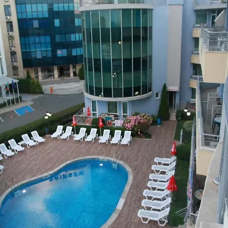 Favorit 3* ساني بيتش