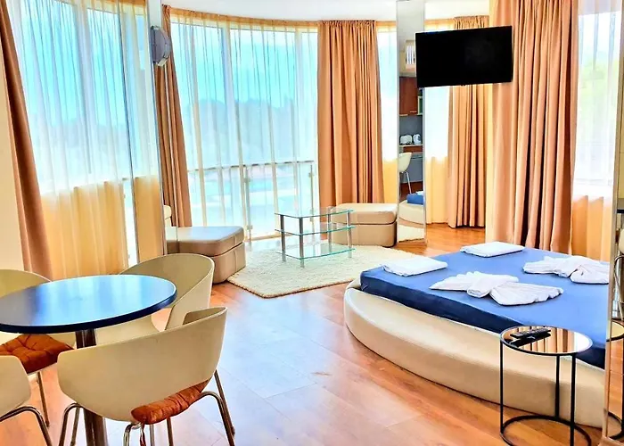 Favorit ساني بيتش