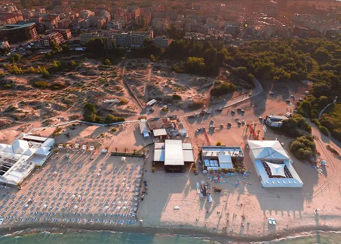 شقة فندقية Favorit ساني بيتش