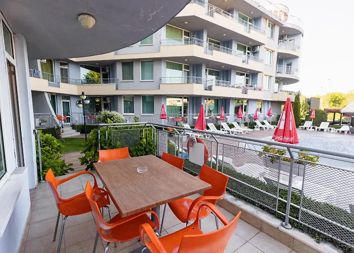 Favorit شقة فندقية