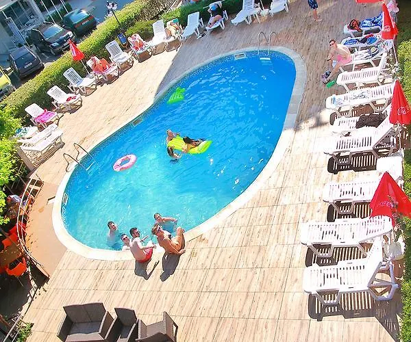 شقة فندقية Favorit 3*